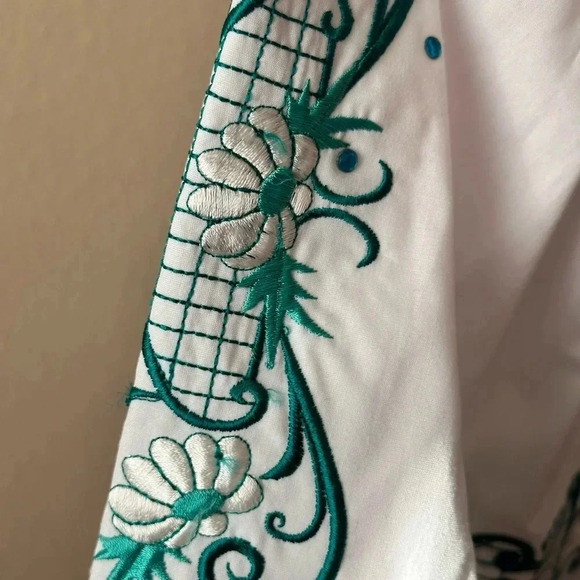 6-7 embroidered blouse - Picture 2 of 4